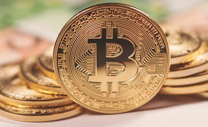 Bitcoin стоит почти 10 тысяч долларов что вообще происходит?